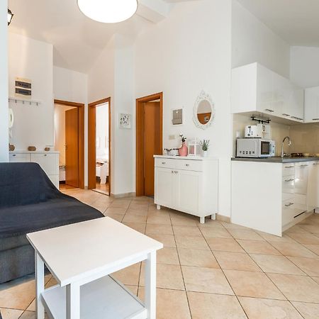 סרימה Apartman Karla Mara Ana Ivan & Jo מראה חיצוני תמונה