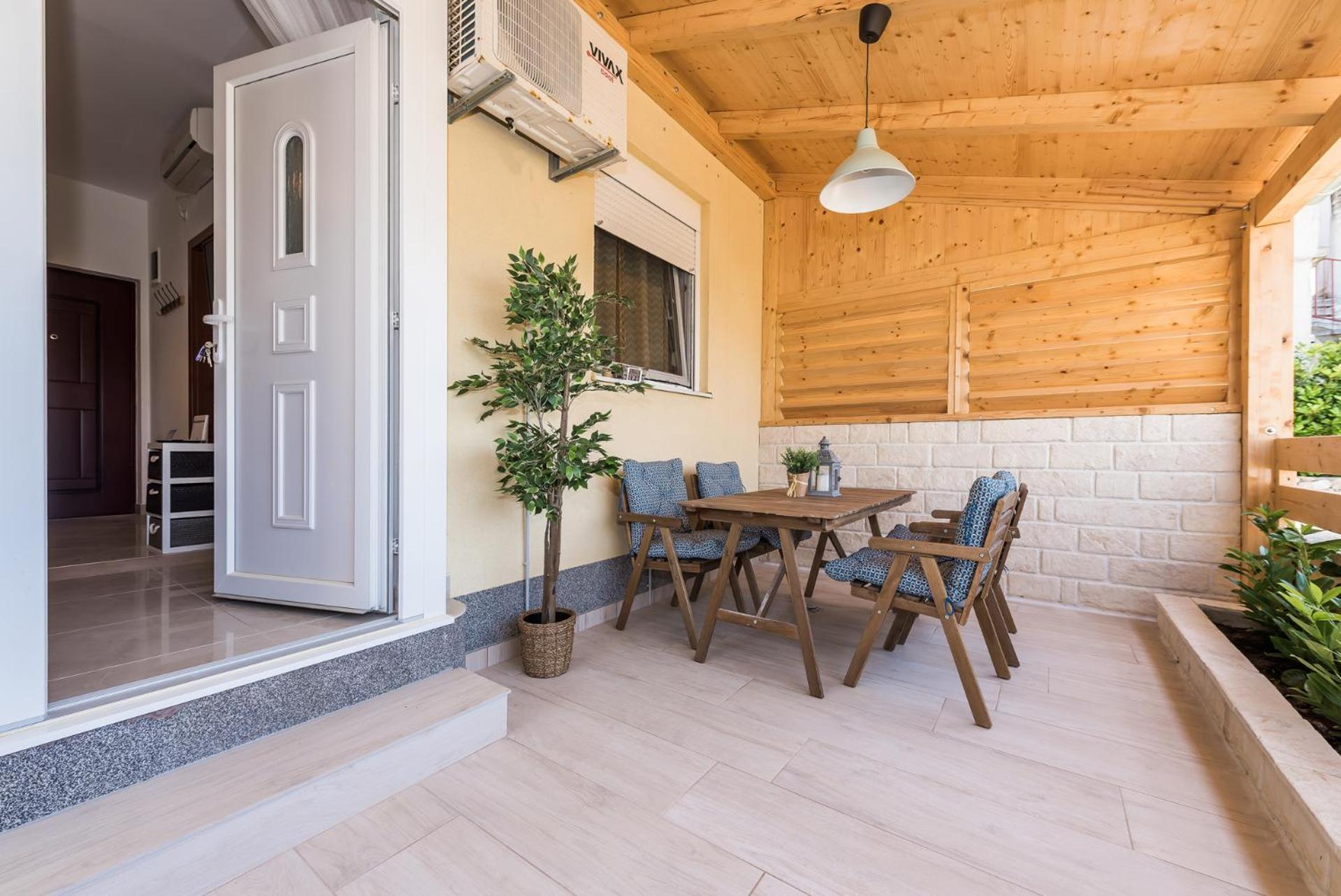 סרימה Apartman Karla Mara Ana Ivan & Jo מראה חיצוני תמונה