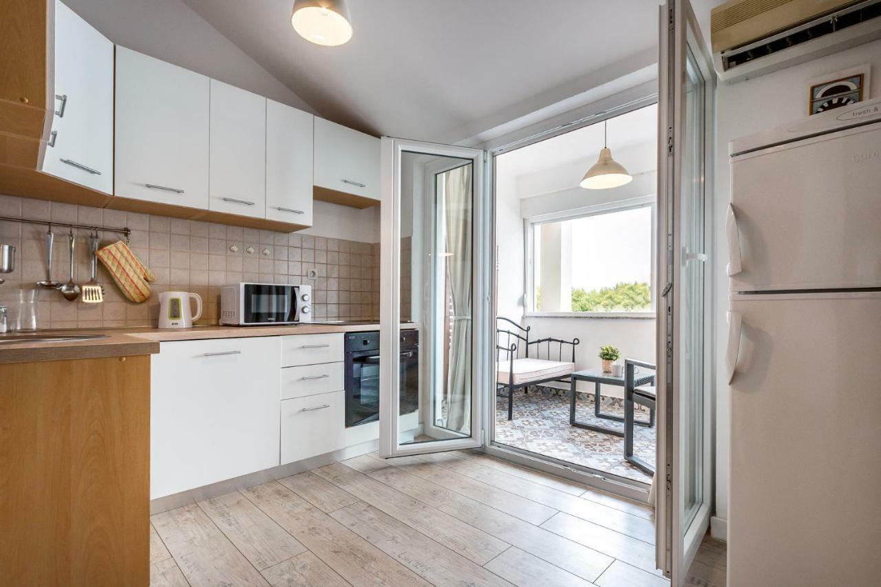 סרימה Apartman Karla Mara Ana Ivan & Jo מראה חיצוני תמונה