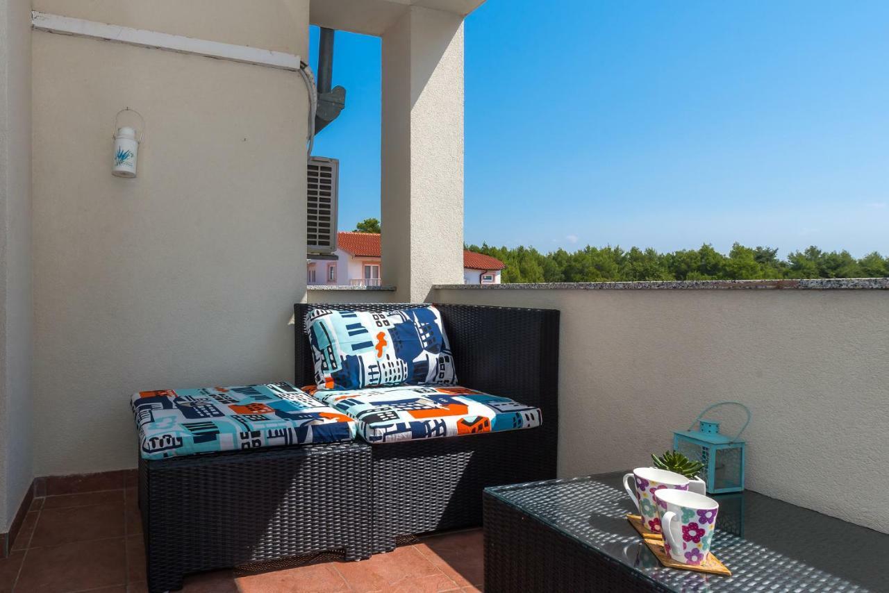 סרימה Apartman Karla Mara Ana Ivan & Jo מראה חיצוני תמונה