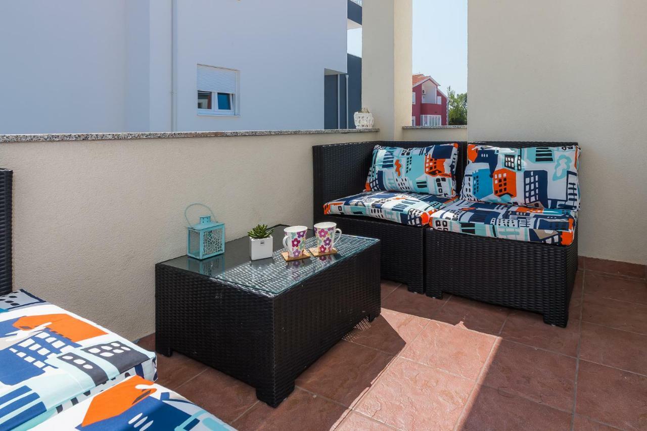 סרימה Apartman Karla Mara Ana Ivan & Jo מראה חיצוני תמונה