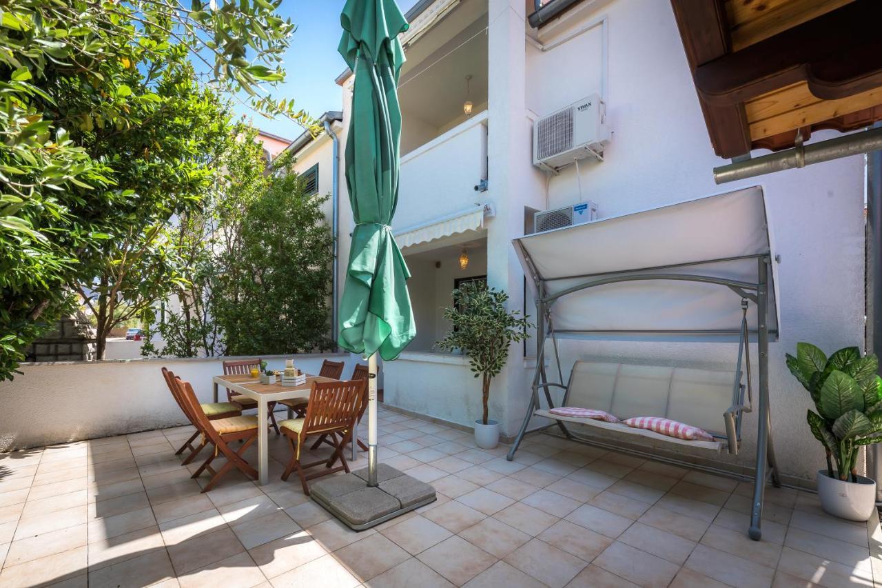 סרימה Apartman Karla Mara Ana Ivan & Jo מראה חיצוני תמונה